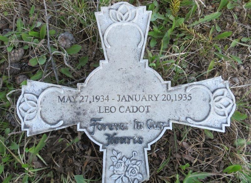 Headstone image of Cadot