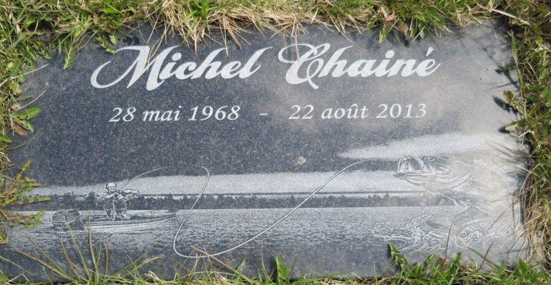 Headstone image of Chainé