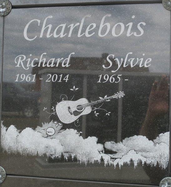 Headstone image of Charlebois