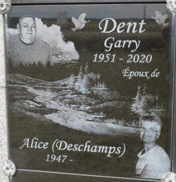 Headstone image of Dent