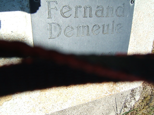 Headstone image of Demeules