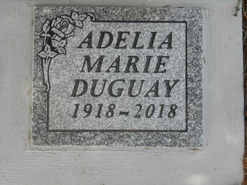 Headstone image of Duguay-Lavigne