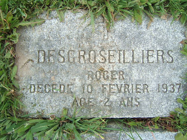 Headstone image of Desgroseilliers